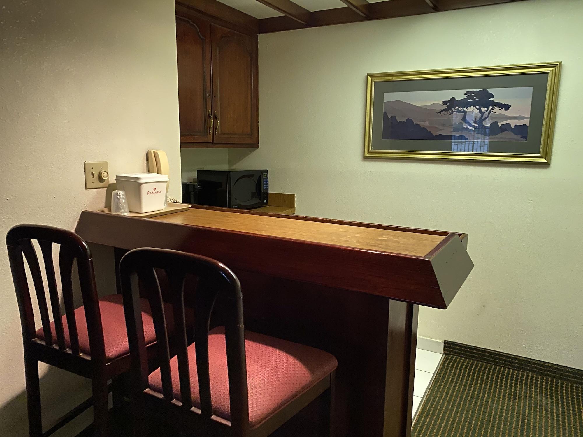Ramada By Wyndham Walterboro Otel Dış mekan fotoğraf