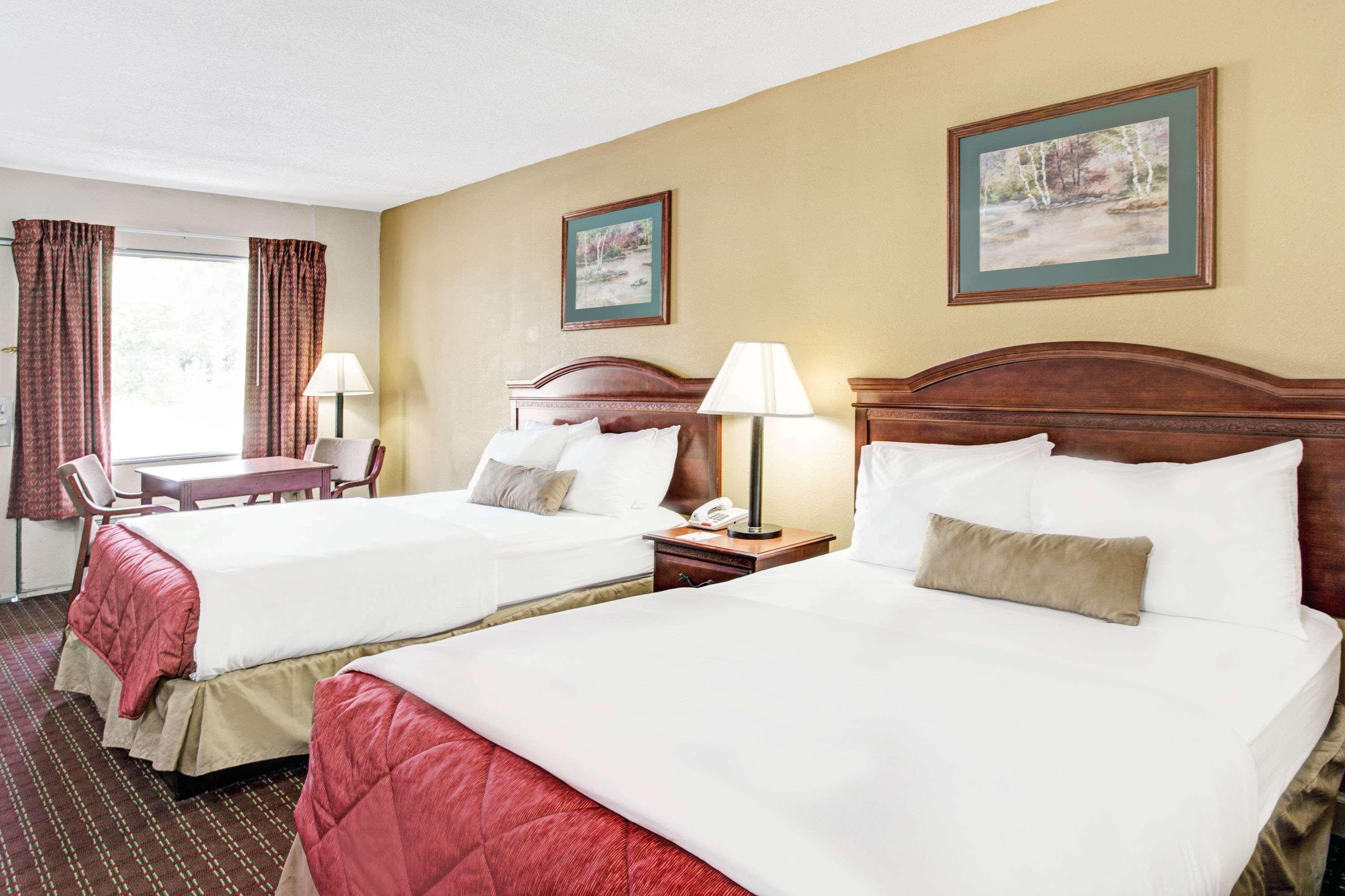Ramada By Wyndham Walterboro Otel Dış mekan fotoğraf