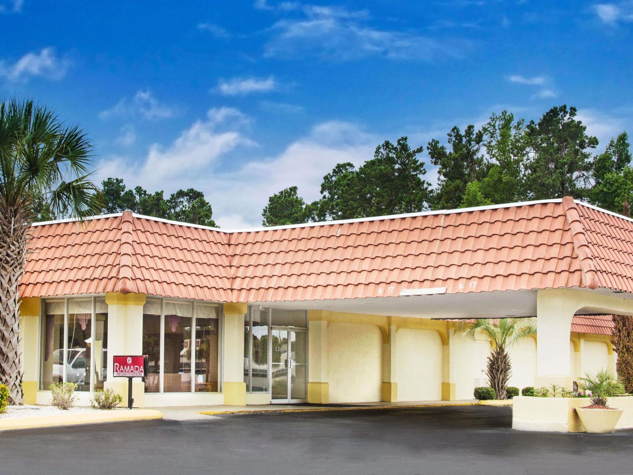 Ramada By Wyndham Walterboro Otel Dış mekan fotoğraf
